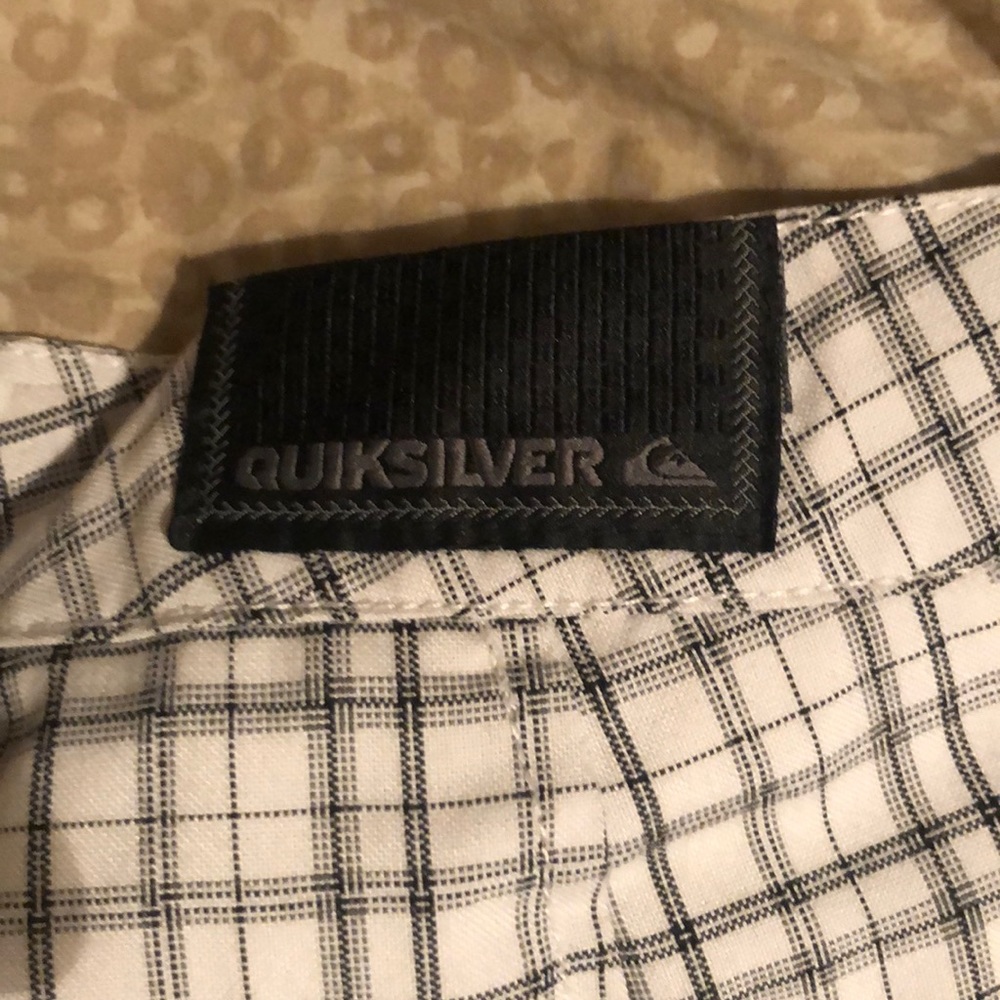 Quicksilver shorts - Picture 4 of 4